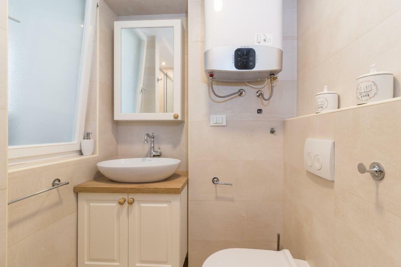 Deluxe Apartment Mimi Rovinj Bagian luar foto